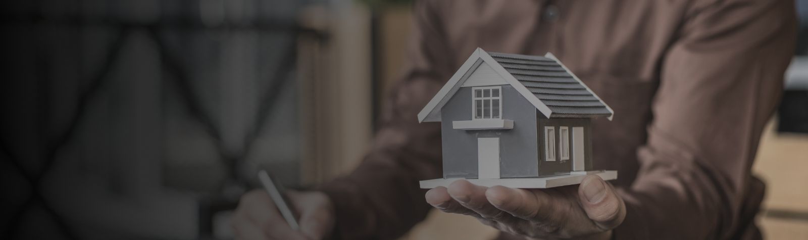 Real Estate Branding Strategies: How to Build a Strong & Recognizable Brand